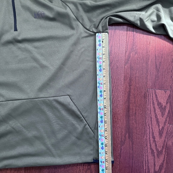 REI Men's size Large Tech Hoodie - Picture 9 of 10